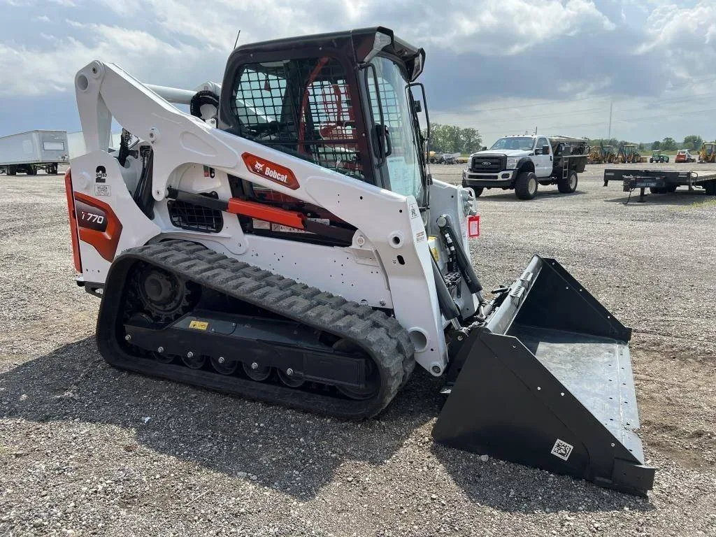 2023 BOBCAT T770