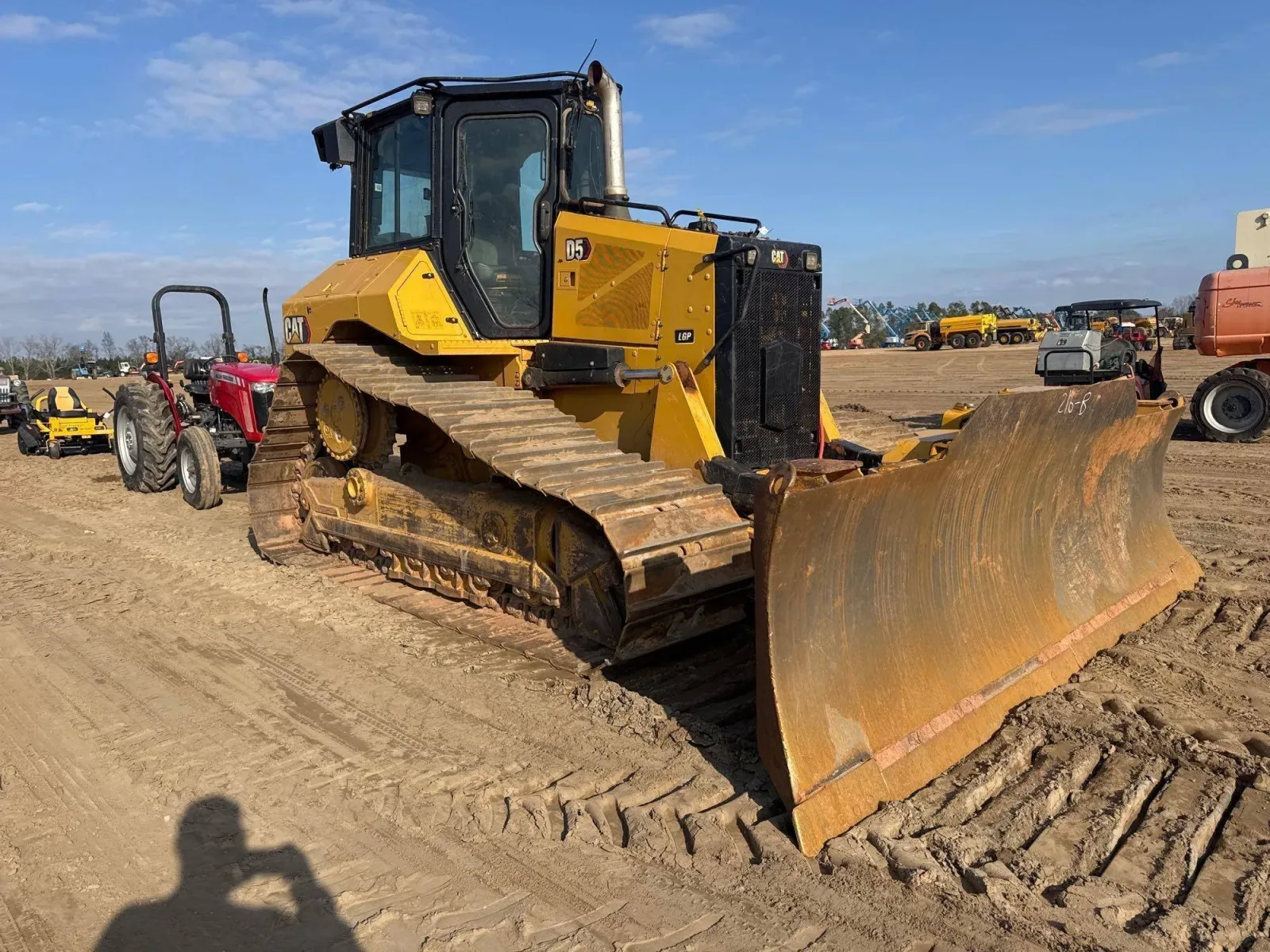 2022 Caterpillar D5 LGP