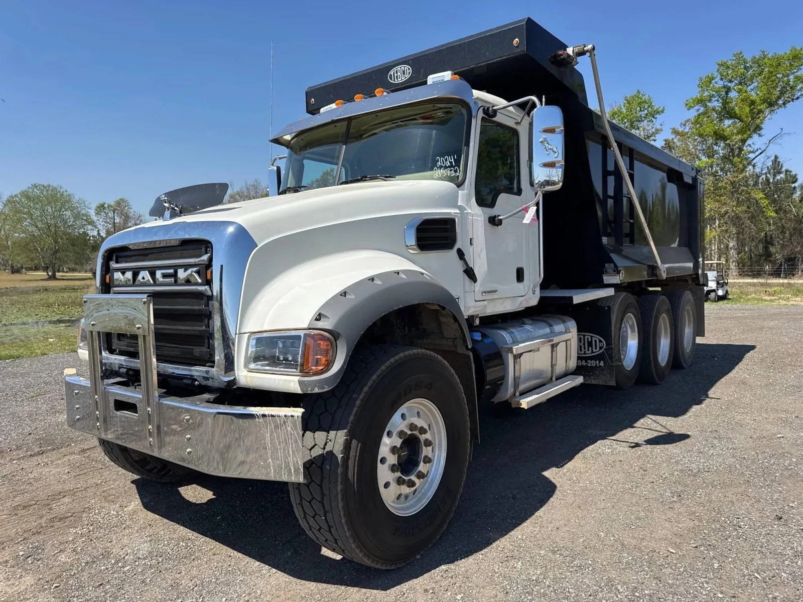 2024 Mack Granite 64 FR